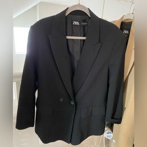 Zara Black Straight Fit Blazer